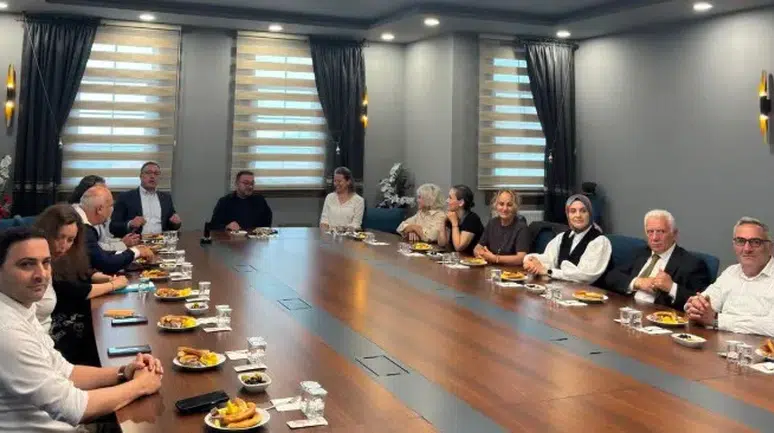 Ardeşen TSO, Çay Hasadı Karşılama Programını Değerlendirdi