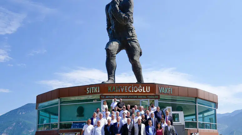 CHP'li Ali Mahir Başarır'dan Artvin Belediyesi'ne Ziyaret