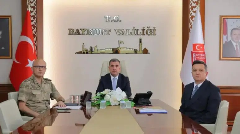 Bayburt'ta Terörsüz Türkiye Süreci Üzerine Güvenlik Değerlendirme Toplantısı Yapıldı