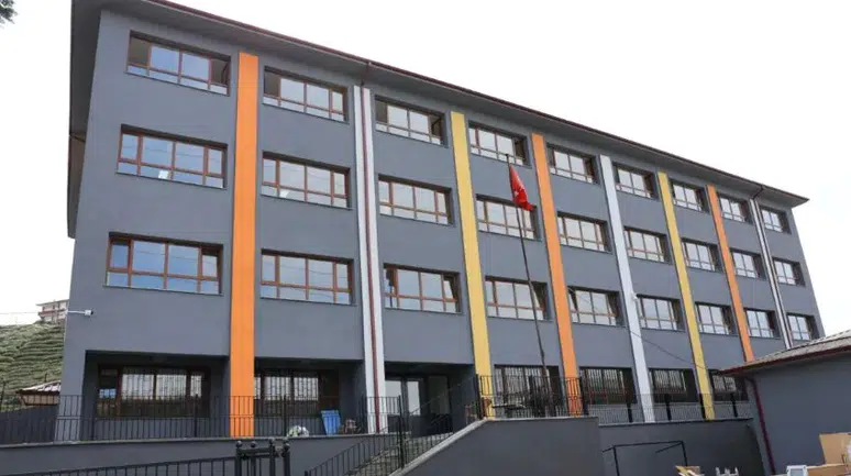 Rize’de Eğitim Öğretim Yılı Aksaklıklarla Başladı