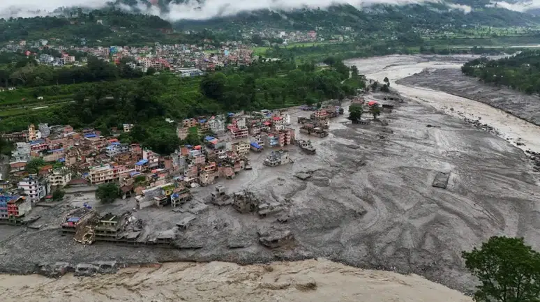 Nepal’deki selde hayatını kaybedenlerin sayısı 1114'e çıktı