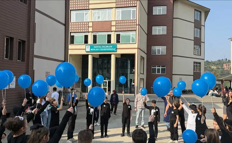 Rize’de Dünya Diyabet Günü Farkındalık Etkinliği Düzenlendi