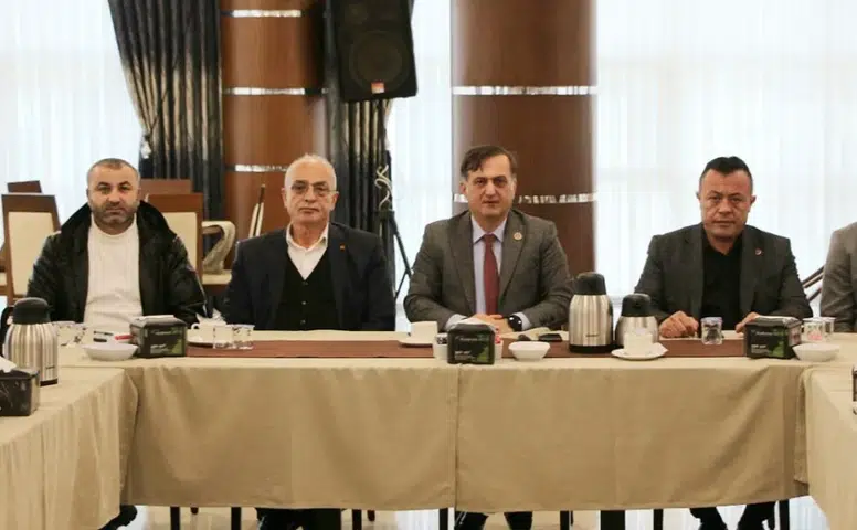Rize Muhtarlar Federasyonu’nun Yeni Yönetimi İlk Toplantısını Yaptı