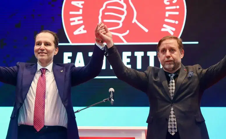 Rizeli Siyasetçi Cemil Çolak, 3. Kez Erbakan’ın 'A Takımı'nda Yer Aldı