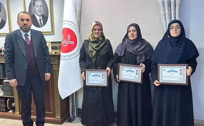 Rize Müftülüğü’nde Üstün Başarı Belgeleri Takdim Edildi