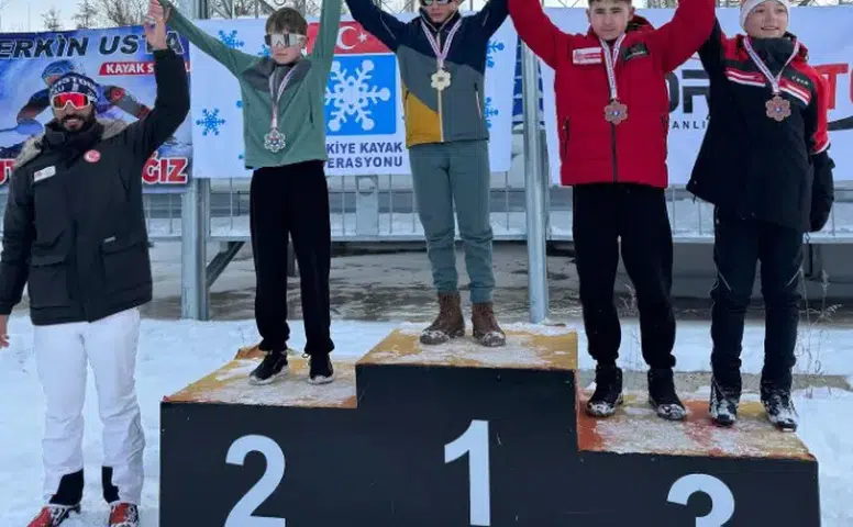 Rize Kayaklı Koşu Takımı Erzurum’da Tarih Yazdı