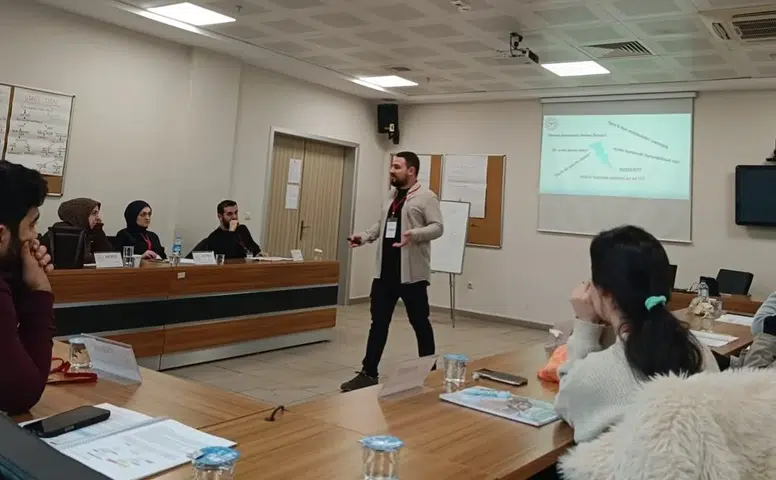 Rize’de Acil Sağlık Personeline Travma Eğitimi Verildi