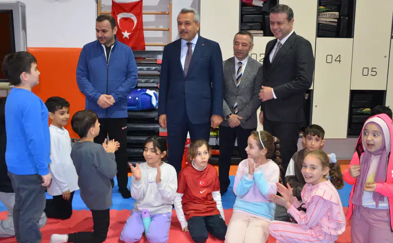 Rize'de Gençlik Merkezinde Yetenek Tarama Programı ile Geleceğin Sporcuları Belirleniyor