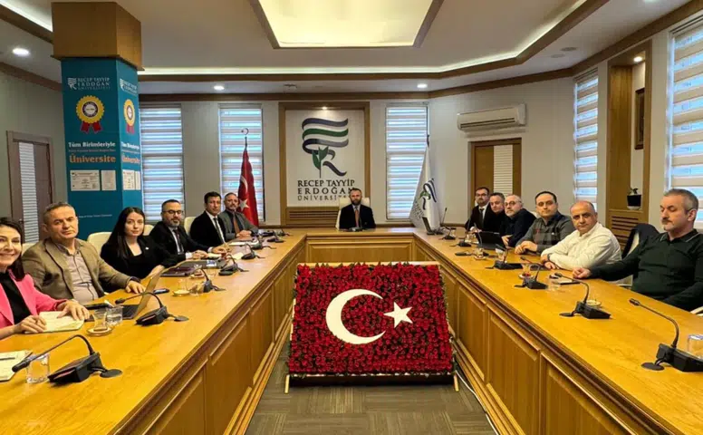 Sakarya Üniversitesi Heyeti, Recep Tayyip Erdoğan Üniversitesi’ni Ziyaret Etti