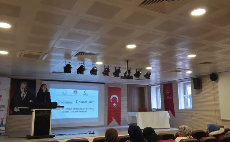 Rize’de Kadınlara Bağımlılıkla Mücadele Eğitimi Verildi