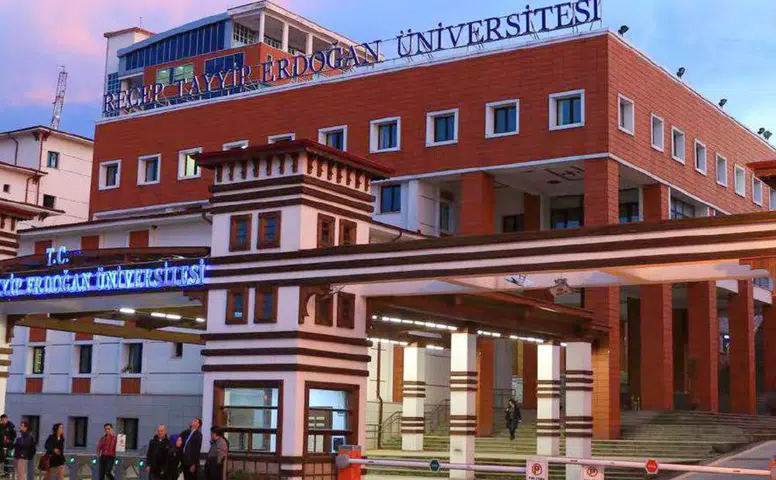 RTEÜ'de Devam Zorunluluğu Değişti, Teorik Dersler İçin Rahatlama Sağlandı