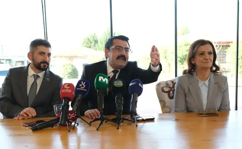 Erdoğan’ın Memleketi Rize’de MHP’den AK Parti’ye Sert Çay ve Ekonomi Uyarısı: Sandıkta Cevabını Alırsınız