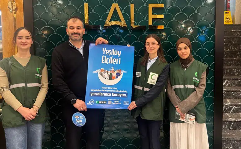 Yeşilay’dan Çayeli’nde Anlamlı Ziyaret: 58 Yıllık Esnafa Yeşilay Elçiliği