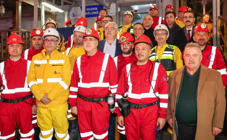 Bakan Işıkhan ve Vali Baydaş, Çayeli Bakır İşletmeleri’nde Madencilerle Sahurda Buluştu