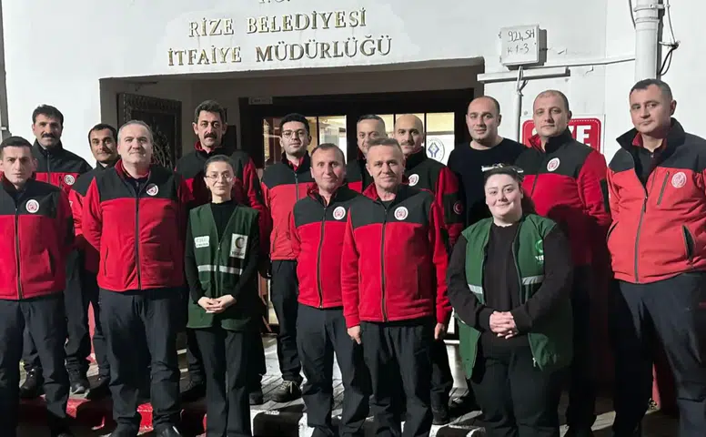 Rize’de Ateş Savaşçıları'ndan Yeşilay’a Destek: Bağımlılıkla Mücadelede İş Birliği Vurgusu