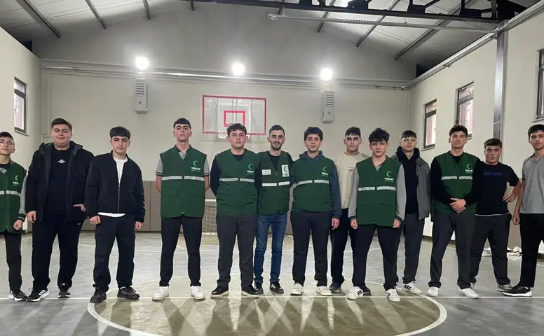 Rize Yeşilay Kampüsü’nde Gençlere Farkındalık Eğitimi ve Spor Etkinliği
