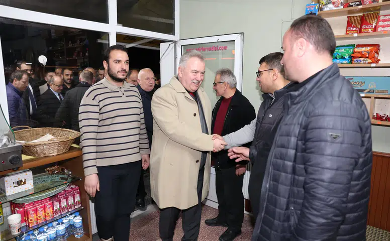 AK Parti Heyeti Çayeli’nde Vatandaşlarla Buluştu