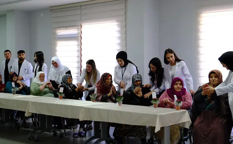 Güneysu’da Yaşlılara Saygı Haftası Programı Düzenlendi