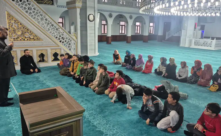 Ardeşen’de Kur’an Kursu Öğrencileri İftar Programında Buluştu