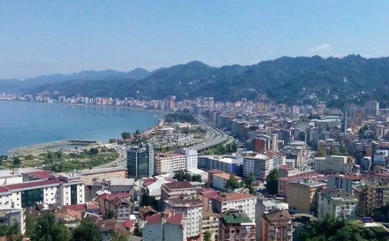 Rize’de 21 Mart 2026 Hava Durumu: Çok Bulutlu Gökyüzü, Sıcaklık 13 Dereceye Kadar Çıkacak