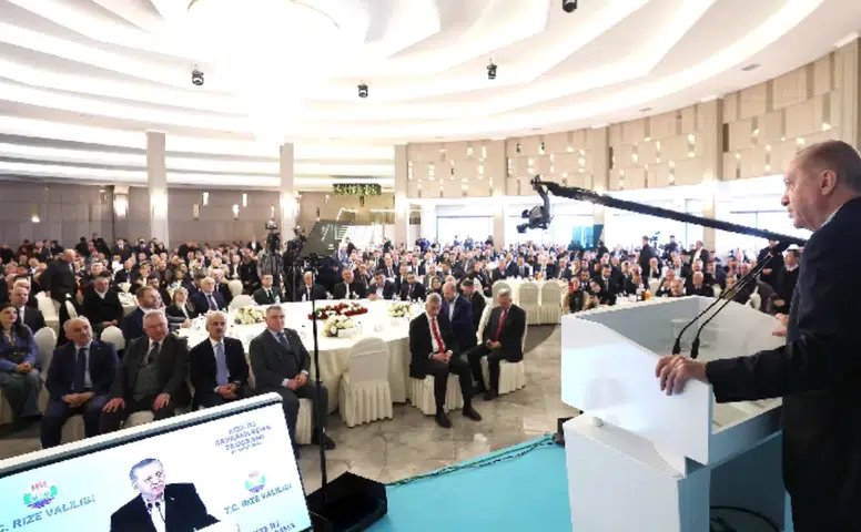 Cumhurbaşkanı Erdoğan Rize’de Bayramlaşma Programına Katıldı: Birlik ve Kardeşlik Mesajı