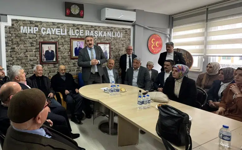 Çayeli Belediye Başkanı İsmail Hakkı Çiftçi MHP İlçe Başkanlığı Bayramlaşma Programına Katıldı