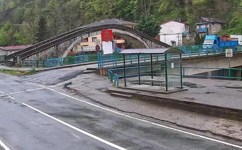 Akçaabat’ta Örtüaltı Üreticilerine Saha Desteği