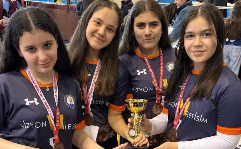 Rize’den Büyük Başarı: 6 Okul Takımı Türkiye Finallerine Yükseldi