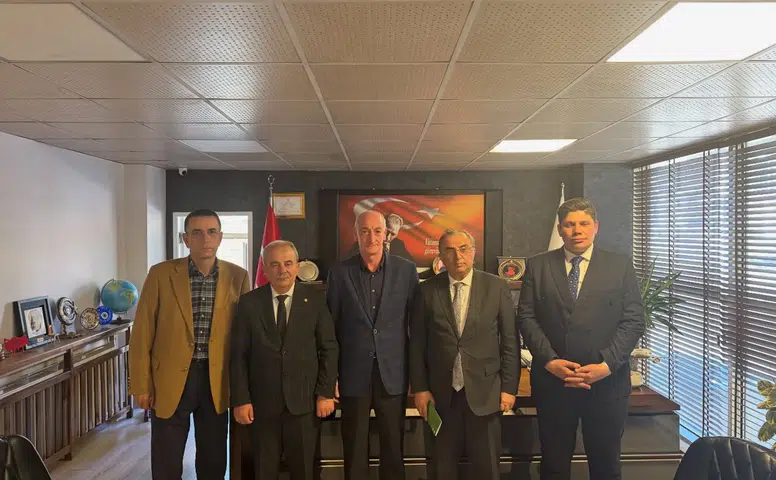 Rize Dernekler Federasyonu’ndan Pazar Belediyesi’ne Ziyaret ve Rize Günleri Daveti