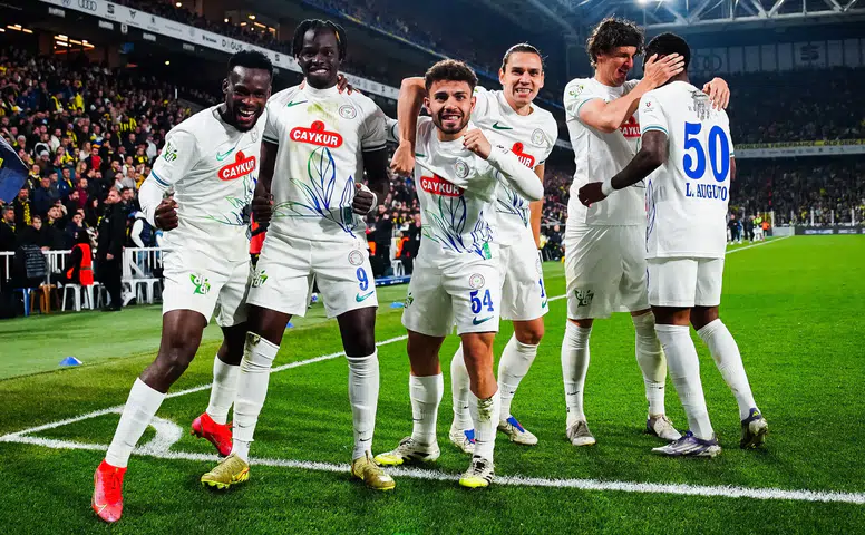 Fenerbahçe ile Çaykur Rizespor 2-2 Berabere Kaldı