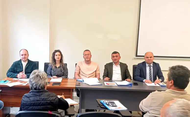 İyidere'de Eğitimde Kalite Artırma Hedefiyle Müdürler Kurulu Toplantısı Gerçekleşti