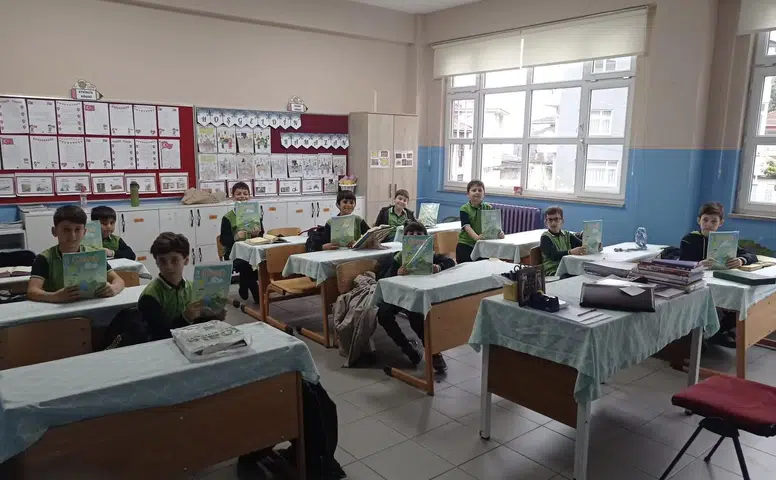 Rize'de Diyanet Çocuk Dergisi ile Minik Gönüllere Değerler Eğitimi