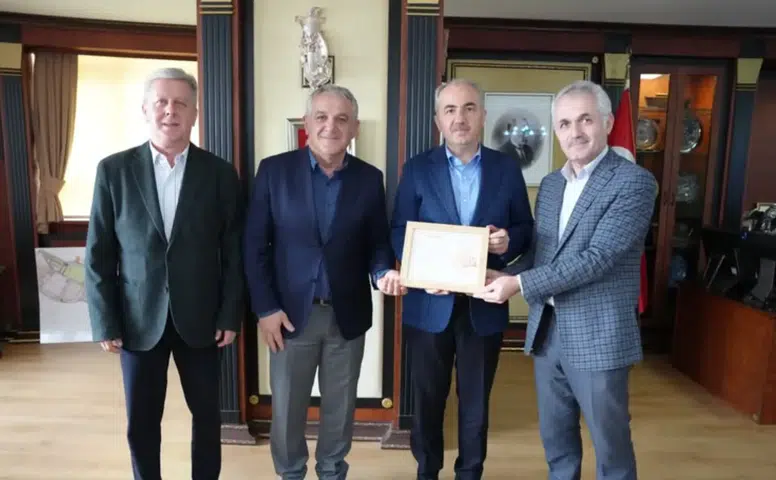 RTEÜ’den Rize Belediyesi’ne Teşekkür Ziyareti: İftar Destekleri Takdir Topladı