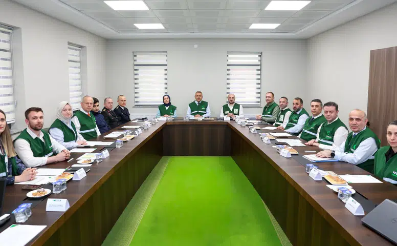 Rize’de Bağımsızlık ve Yeşilay Yılı Toplantısı: Bağımlılıkla Mücadelede Yeni Yol Haritası Belirlendi