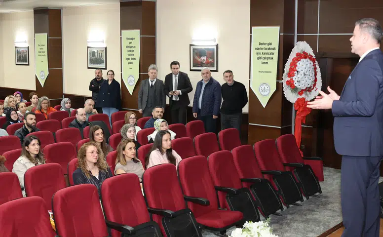 Rize’de Öğretmenlere Yönelik Ölçme Değerlendirme Semineri: Akmeşe Öğretmenlerle Buluştu