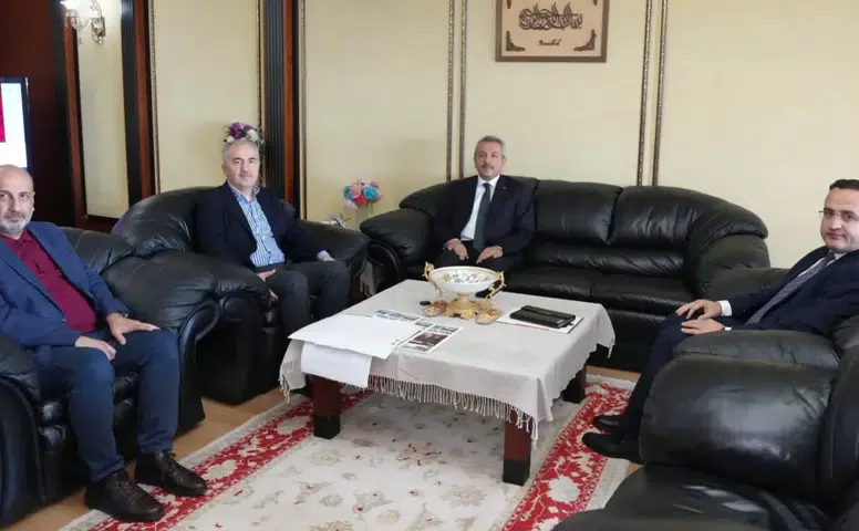 Rize Kitap Fuarı Öncesi Hazırlık Toplantısı: Baydaş ve Metin Bir Araya Geldi