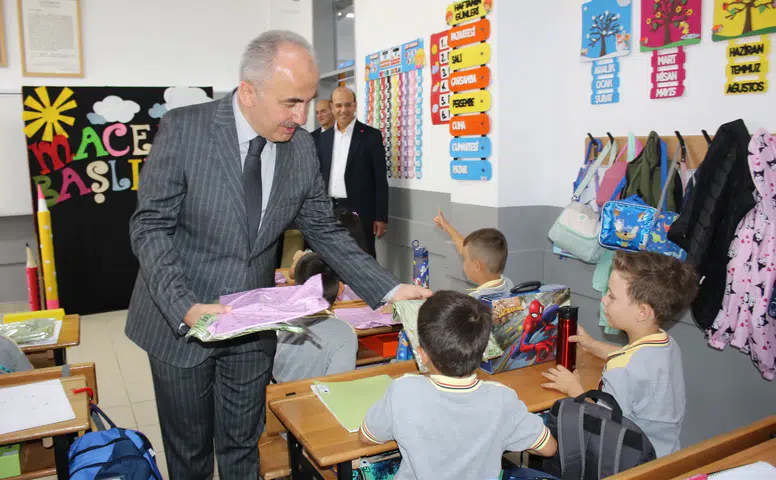 Rize'de okul tatili iddiaları asılsız, velilere resmi duyurulara dikkat çağrısı yapıldı