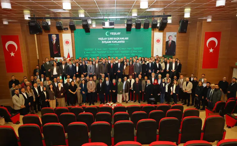 Rize'de Tarihi An: Vali Baydaş’a Bağımsızlık Neferleri Üstün Hizmet Madalyası Takdim Edildi