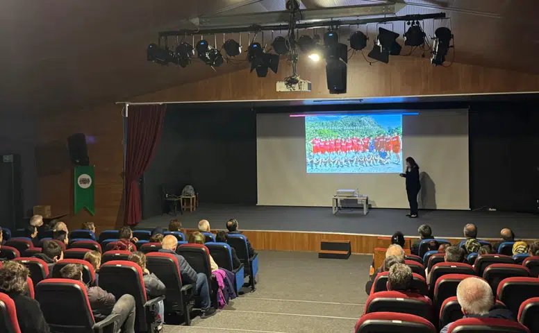 Fındıklı Belediyesi’nden Zeynep Aysim Altay’a Fahri Hemşehrilik Beratı