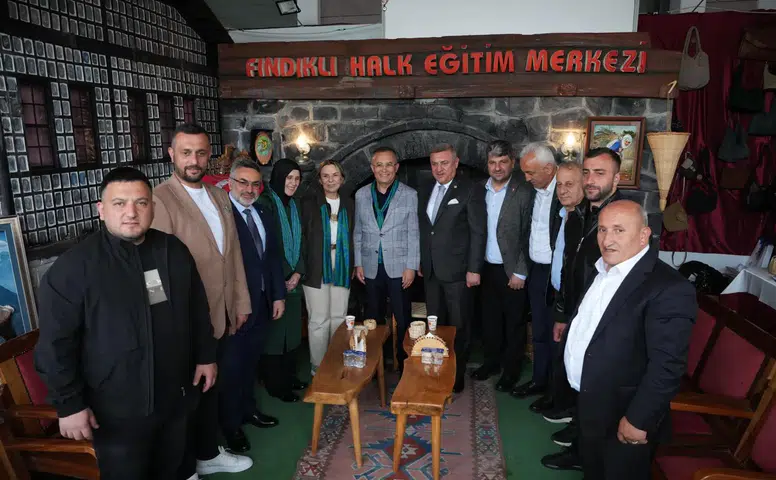 Rize Günleri’nde “Nayla 6 Sohbetleri” ile ekonomi, kültür, turizm ve vizyon projeler konuşuldu