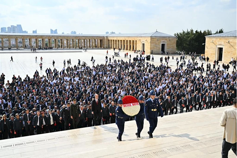 Betek Boya 1350 çalışanı ile Anıtkabir