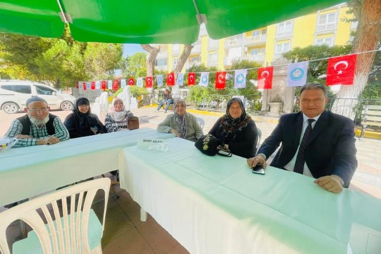 Manisa şehitlerini unutmuyor