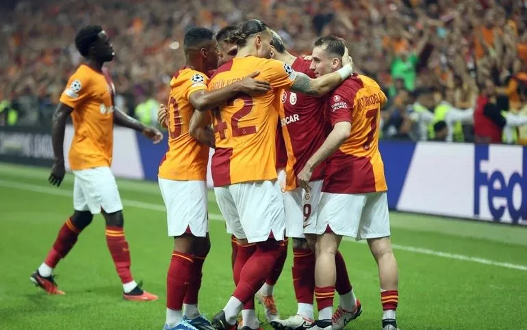 Galatasaray’dan ilk ayrılacak isim belli oldu! Yönetimle görüştü, gemileri yaktı! 