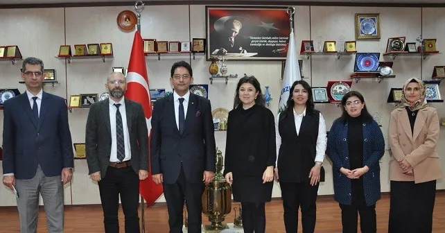 Erzurum Saadet Ticaret Borsası Ailesi Belge Yenileme Denetim Açılışına Katıldı