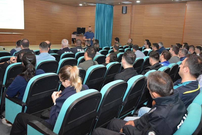 Trabzon Üniversitesi turizm konusunda polislere eğitim verdi