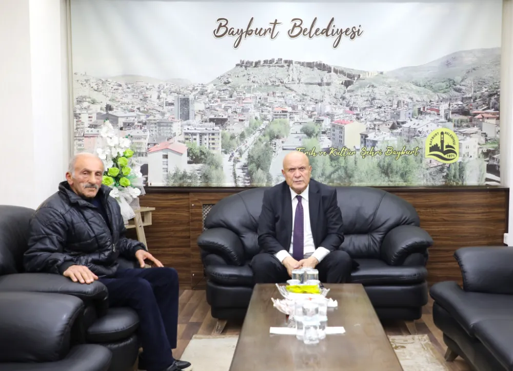 Mehmet Eraslan, Bayburt Belediye Başkanı Hükmü Pekmezci