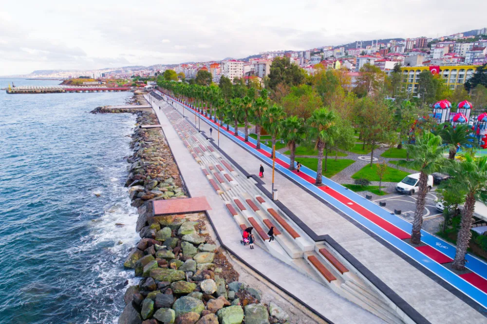 Akçaabat Sahil Park Yenilendi: Şehre Modern Bir Çehre Kazandırıldı