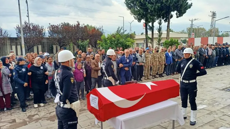 Mesaiden dönen polis kazada yaşamını yitirdi