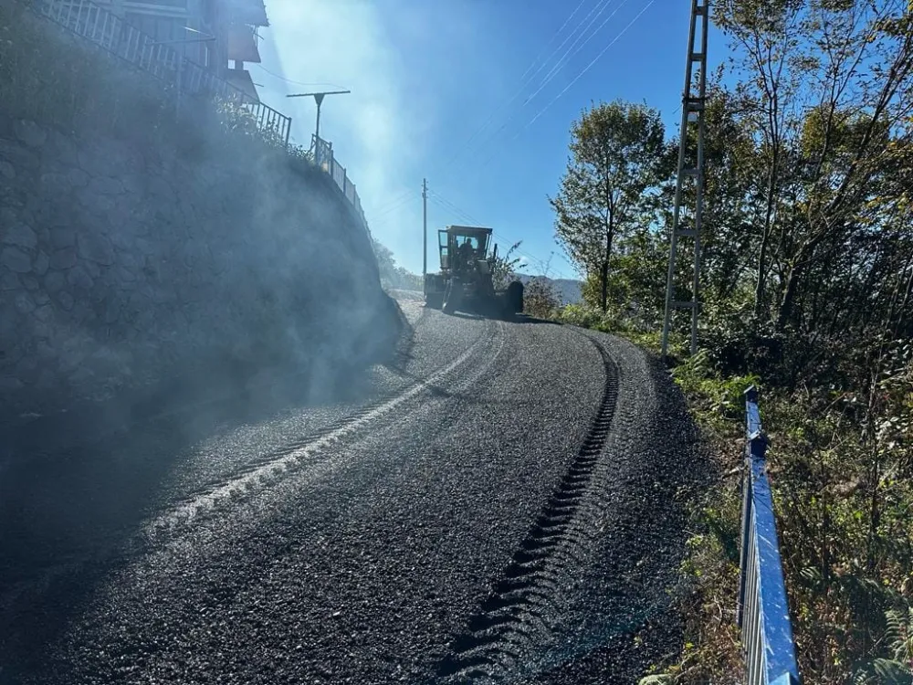 Arsin Belediyesi, Yol ve Altyapı Çalışmalarına Devam Ediyor