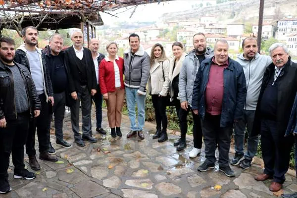 İYİ Parti Safranbolu Belediye Başkan adayı Hakan Peker, basınla buluştu